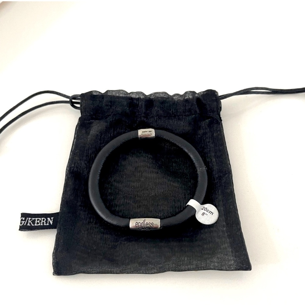 Endless Jewelry NEW black leather bracelet with Free pouch.